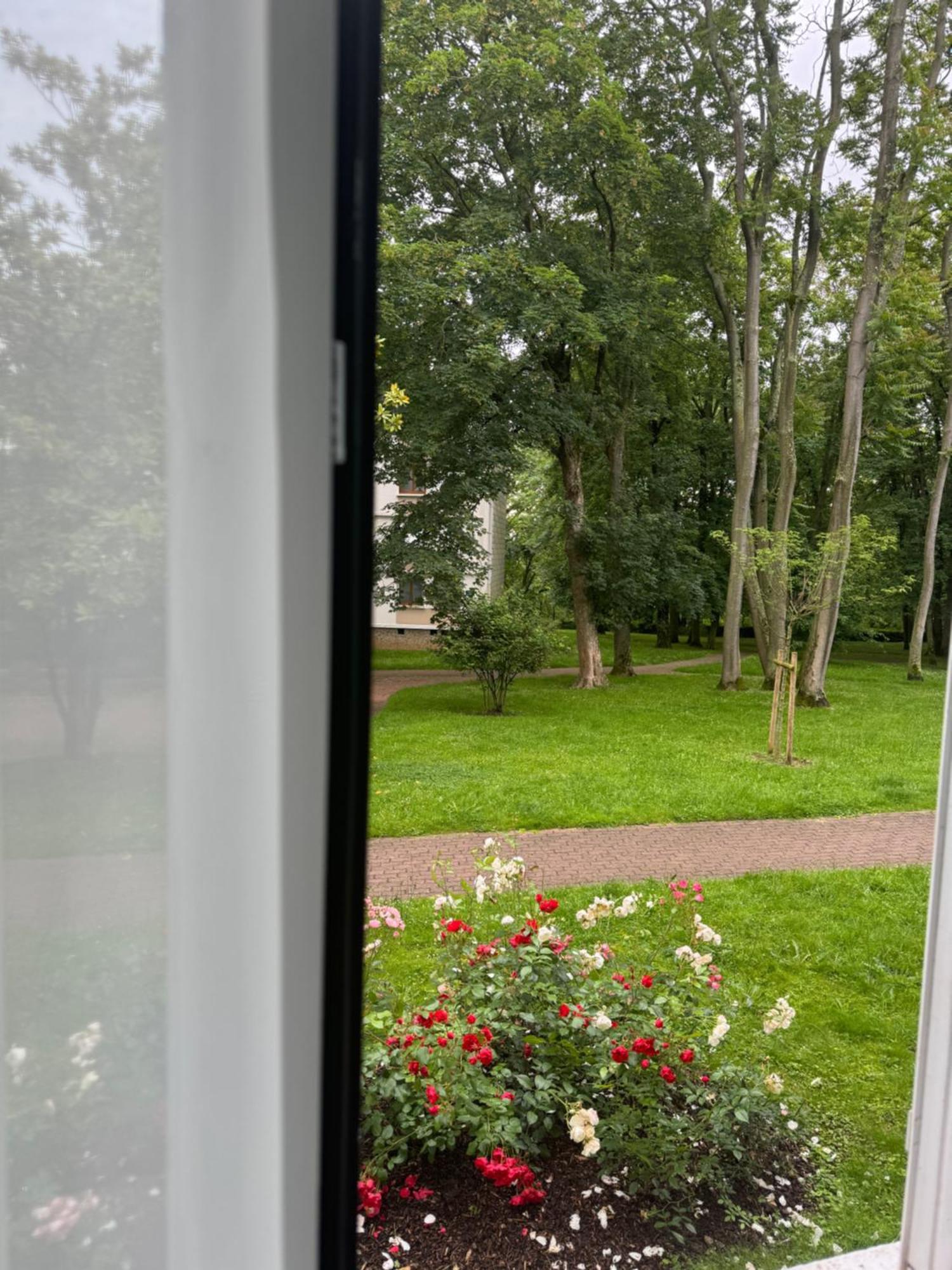 Une Chambre Dans Un Appartement Ablon-sur-Seine Eksteriør bilde